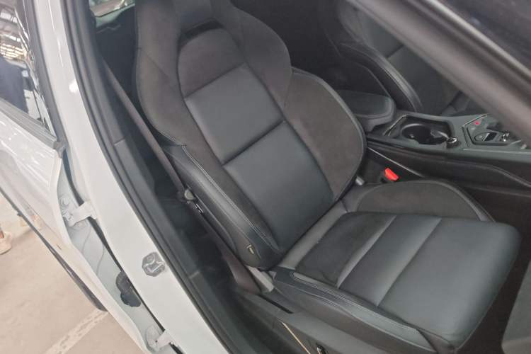 Used Lynk & Co 01 EM-P 2021 1.5TD PHEV Halo
