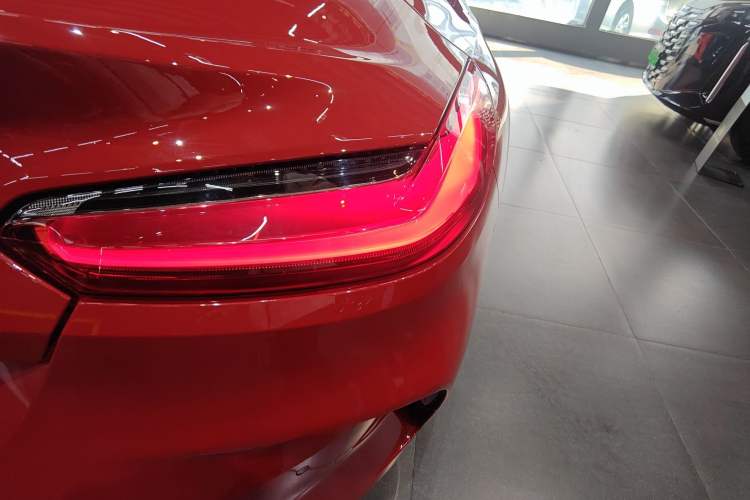 Used BMW Z4 2022 sDrive 25i M Sport Package Exterior 6