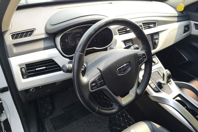 Used Geely Auto Emgrand X7 Sport 2020 1.8TD DCT Two-Wheel Drive Smart Connect 4G-Enabled Version