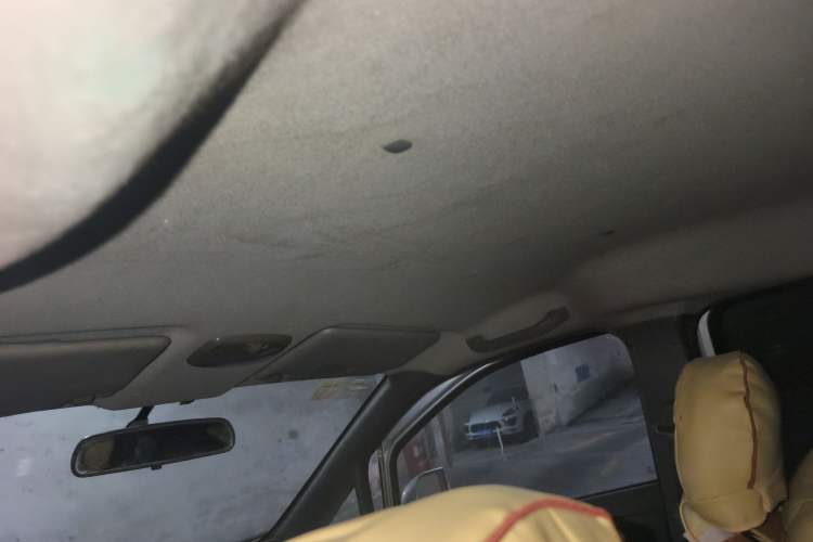 Used Dongfeng Shuaike 2014 1.6L Manual Comfort 7-Seater China IV Standard
