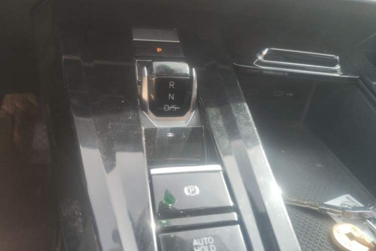 Used Volkswagen Talagon 2021 380TSI Four-Wheel Drive Flagship Version Gear Lever