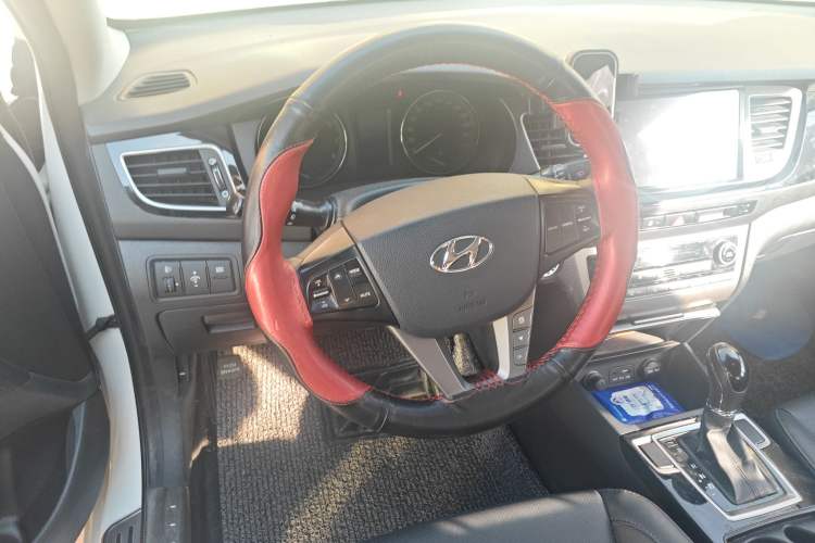 Used Hyundai Mistra 2014 1.8L Automatic Smart GLS
