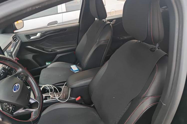 Used Ford Focus 2020 Sedan EcoBoost 180 Automatic ST Line Left Front Seat