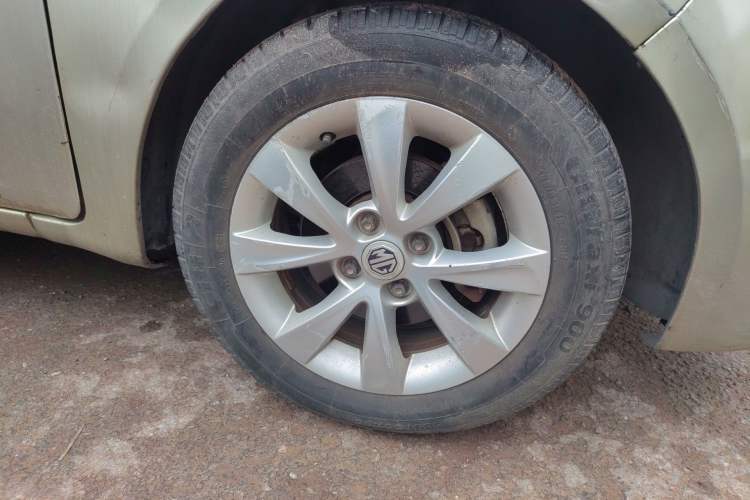 Used MG 3 2013 1.5L Manual Value Edition Right Front Wheel Hub