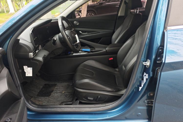 Used Hyundai Elantra 2021 1.5L CVT LUX Prestige Edition