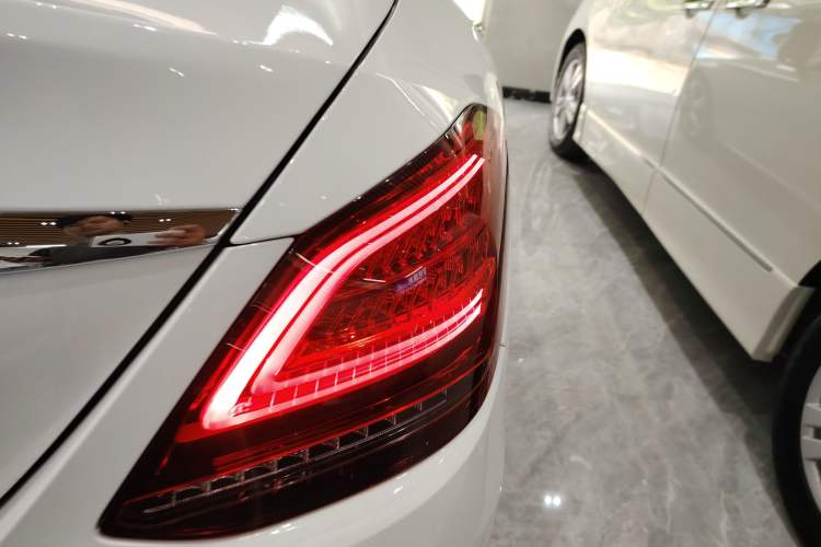 Used Mercedes-Benz C-Class 2020 Restyled C 260 L Sport Edition Right Rear Taillight