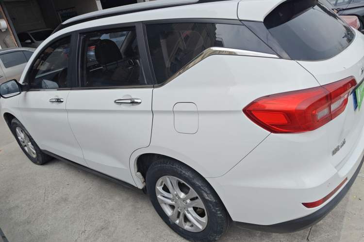 Used Haval M6 2019 1.5T Manual Two-Wheel Drive Elite Version China VI Standard Left Side