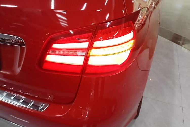 Used Mercedes-Benz B-Class 2015 B 200 Fashion Model