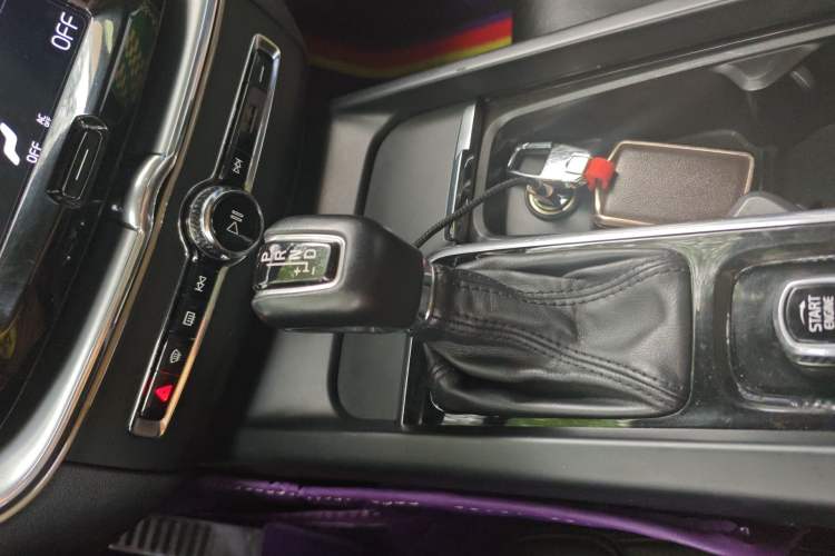 Used Volvo XC60 2018 T5 4x4 Zhiyi Edition