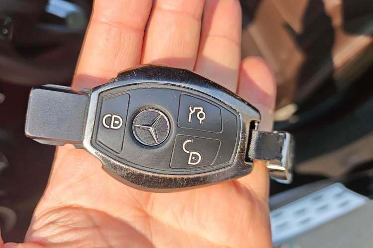 Used Mercedes-Benz GLC 2016 GLC 260 4MATIC Luxury Model