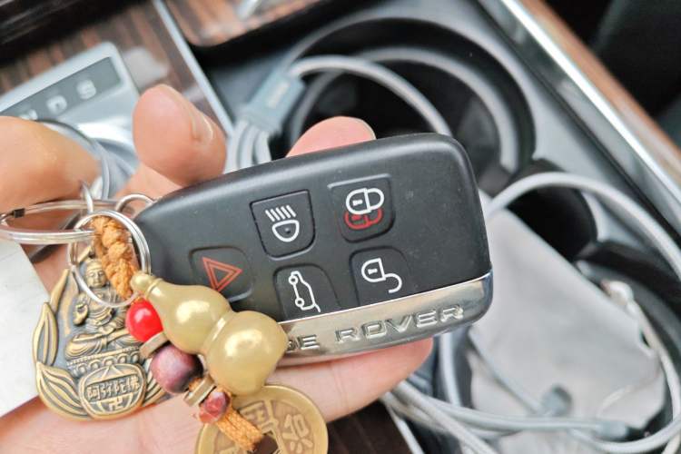 Used Land Rover Range 2013 3.0 TDV6 Vogue
