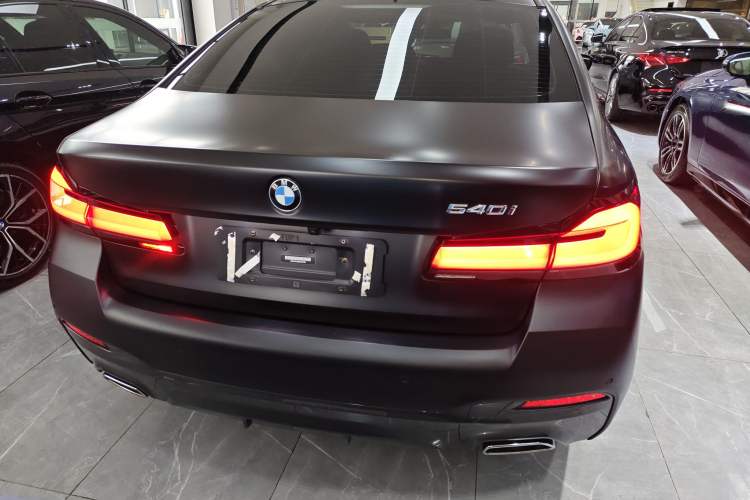 Used BMW 5 Series 2022 Restyled 540i Luxury Edition M Sport Package
