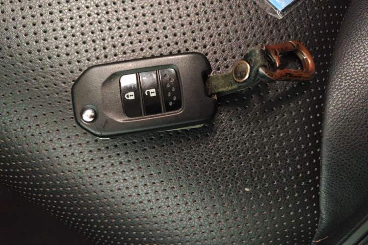 Used Honda CR-V 2016 2.0L Two-Wheel Drive Classic Edition