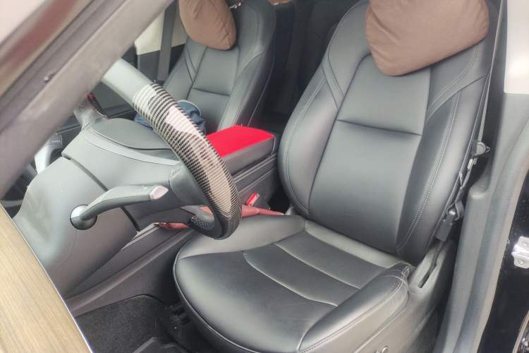 Used Tesla Model Y 2022 Rear-Wheel-Drive Version
