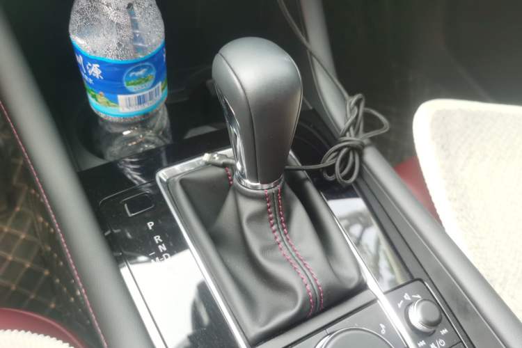 Used Mazda 3 Axela 2023 2.0L Automatic ZhiZhen Edition Gear Lever