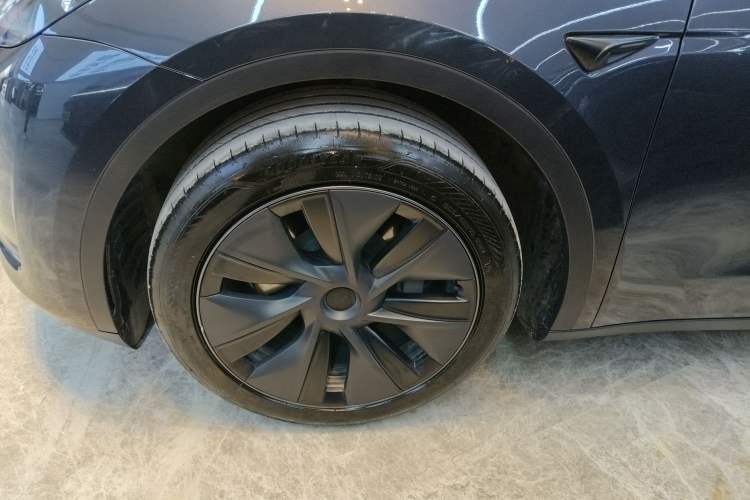 Used Tesla Model Y 2024 Rear-Wheel-Drive Version