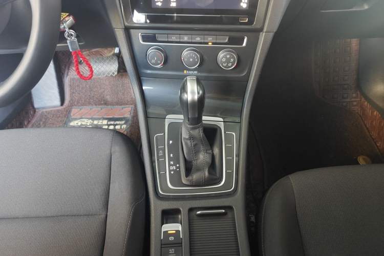 Used Volkswagen Golf 2020 200TSI DSG Comfortable and Ambitious Edition