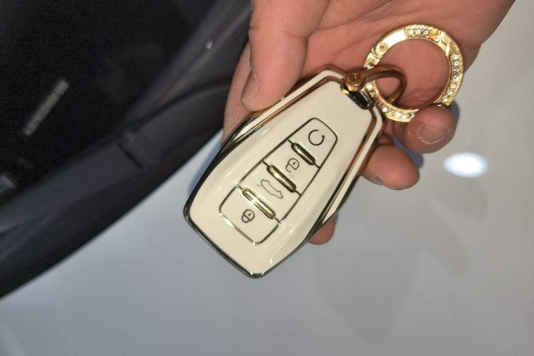 Used Geely Auto Coolray 2019 Sport Version 260T DCT Explorer China VI Standard Vehicle Key