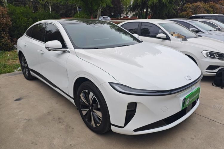 Used CHANGAN NEVO A07 2025 Blue Whale Range-Extending Model 140 Elite Version Front Right 45 Deg