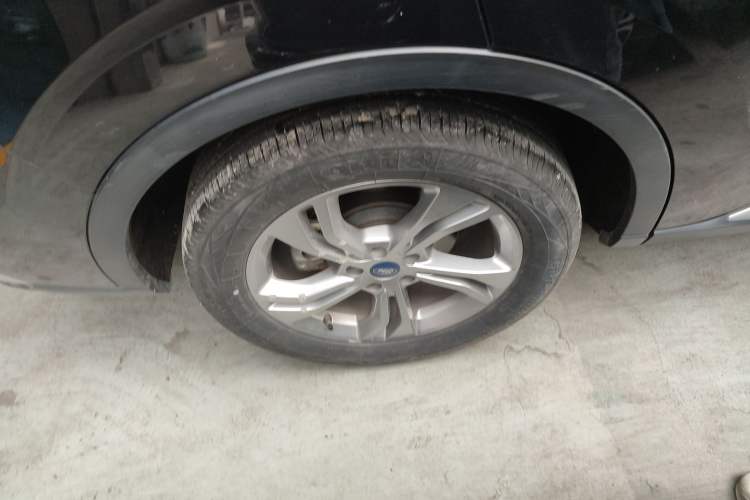 Used Ford Equator Sport 2022 EcoBoost 170 Platinum Edition Exterior 5