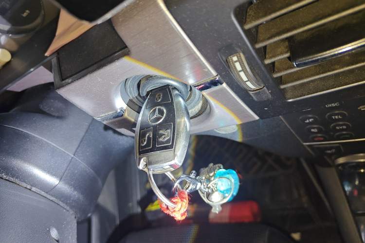 Used Mercedes-Benz GLK-Class 2012 GLK 300 4MATIC Fashion Model