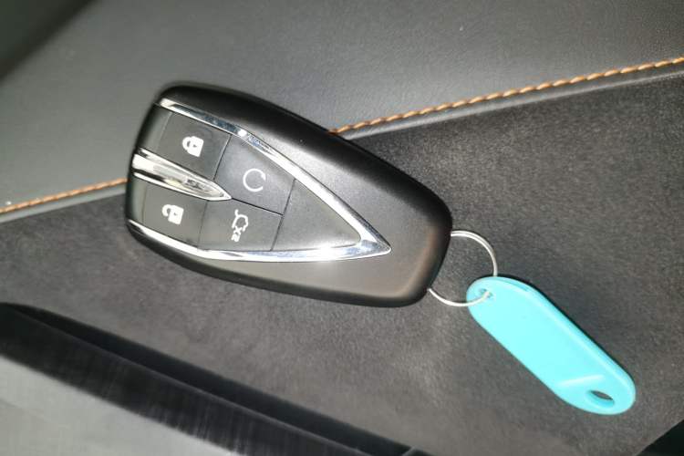 Used Changan UNI-V 2024 1.5T Prestige Sport Edition
