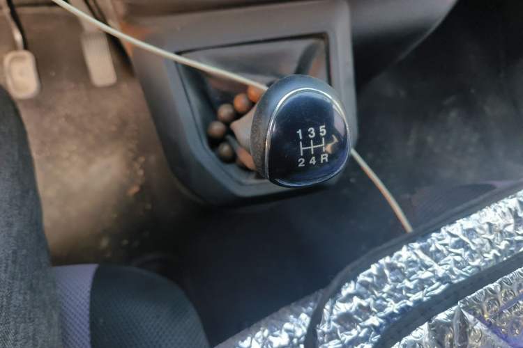 Used JMC Transit 2017 2.8T Commercial Version Short Wheelbase Mid-Roof 6/7/8-Seater JX493
