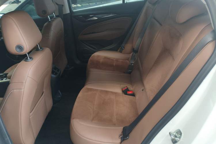 Used Buick Regal 2020 552T Luxury Version
