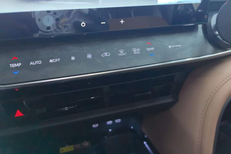 Used Toyota Camry 2024 Dual-Motor 2.0 HG Premium Edition