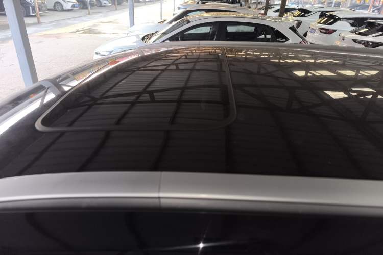 Used Wuling Asta 2022 2.0L DHT Electric-Speed Version