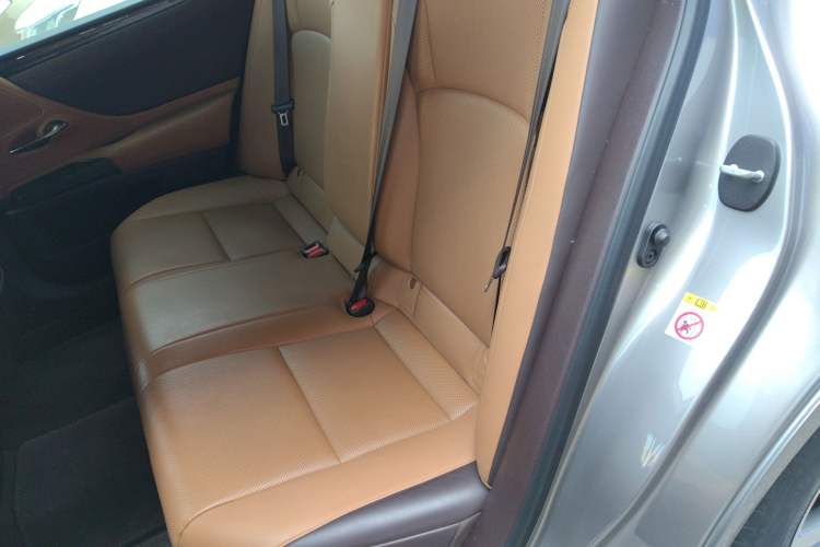 Used Lexus ES 2018 300h Premier Edition China V Standard