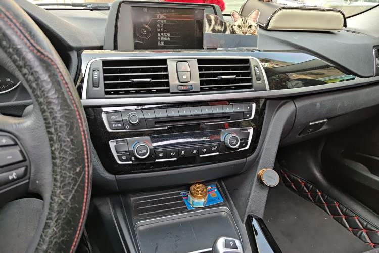 Used BMW 3 Series 2017 320Li Fashion Model