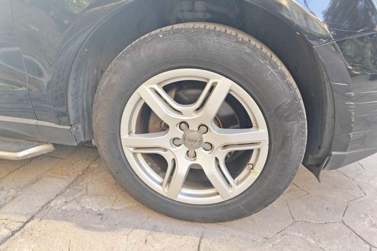 Used Audi Q5 2012 2.0TFSI Technology Model Right Front Wheel Hub