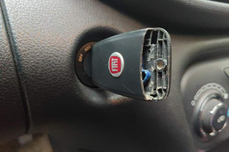 Used Fiat Viaggio 2012 1.4T Automatic Jingxiang Edition Vehicle Key