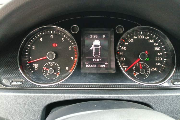 Used Volkswagen Magotan 2015 Facelift 1.8TSI Luxury Model
