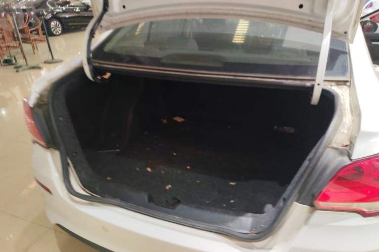 Used Chevrolet Cavalier 2019 320 Automatic Enjoyment with Sunroof