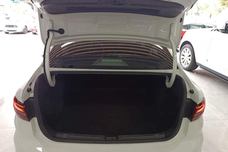 Used Volkswagen Lavida 2023 1.5L Automatic De Yi Edition