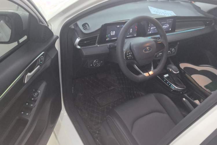 Used Ford Escort 2021 1.5L Automatic Diamond Edition
