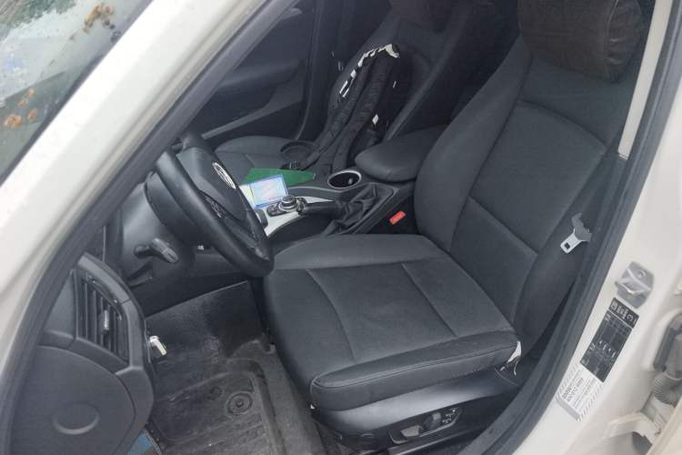 Used BMW X1 2014 sDrive18i Leading Model