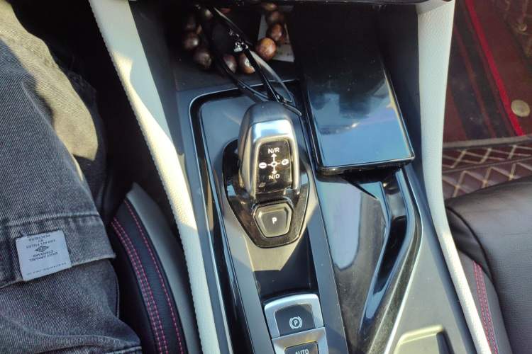 Used Lynk & Co 02 2019 1.5T DCT Two-Wheel Drive Shine Pro Edition China VI Standard
