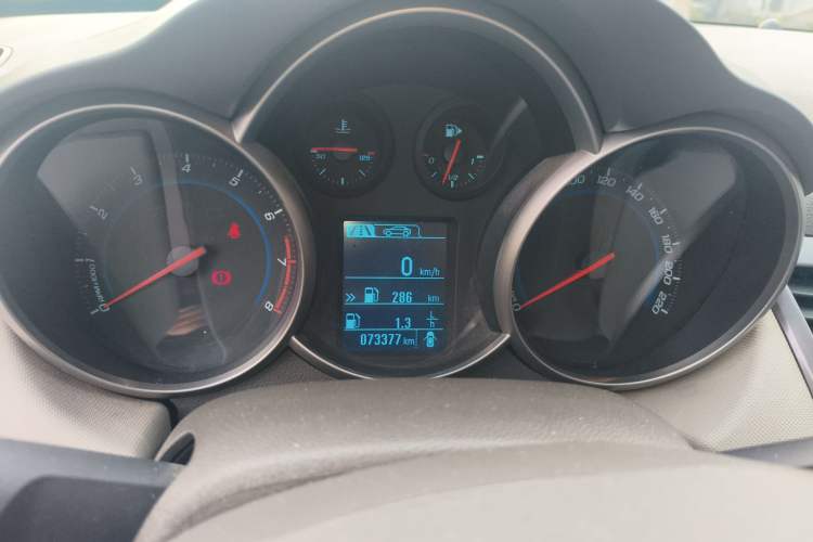 Used Chevrolet Cruze 2015 1.5L Classic SE MT
