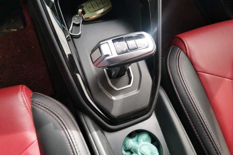 Used Haval H2s 2017 Blue Label 1.5T Dual-Clutch Elite Model
