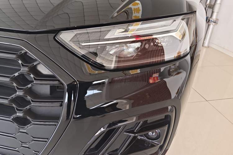 Used Audi Q5L 2025 quattro 45th Anniversary Edition 45 TFSI Luxury Dynamic Model
