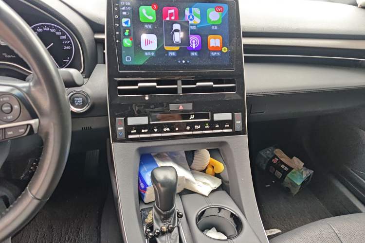 Used Toyota Avalon 2019 2.0L XLE Premium Edition China VI Audio And AC Panel