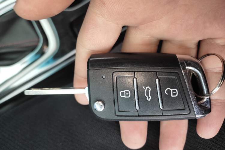 Used Chevrolet Monza 2019 RS 330T Automatic Comfort Edition China VI Standard