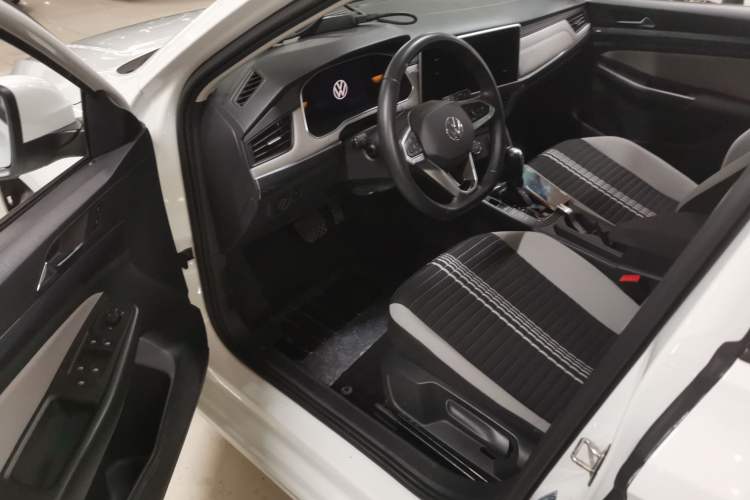 Used Volkswagen Bora 2023 200TSI DSG Comfort Edition Driver Seat