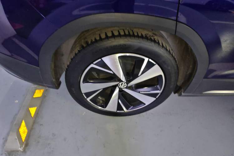 Used Volkswagen ID.6 X 2021 Pro Smart Long-Range Edition
