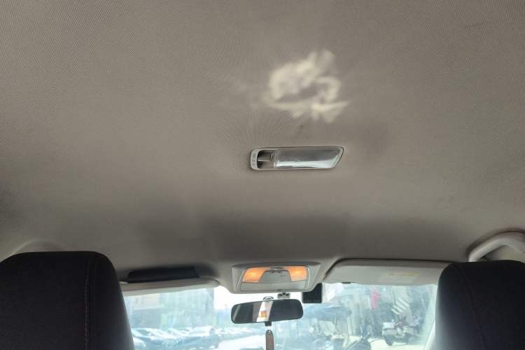 Used Venucia D60 2021 1.6L Entry Manual Comfort Edition