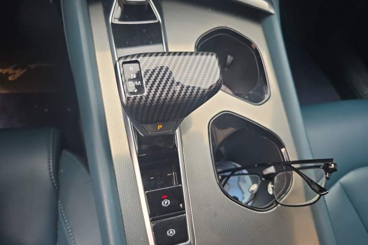 Used MG 7 2023 2.0T Automatic Hunter Luxury Edition
