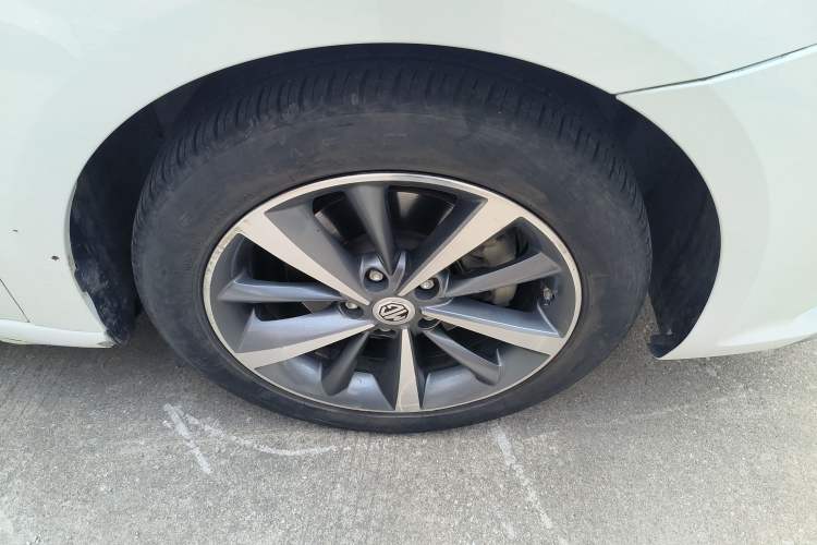 Used MG 6 2019 20T Automatic Sport Edition Right Front Wheel Hub